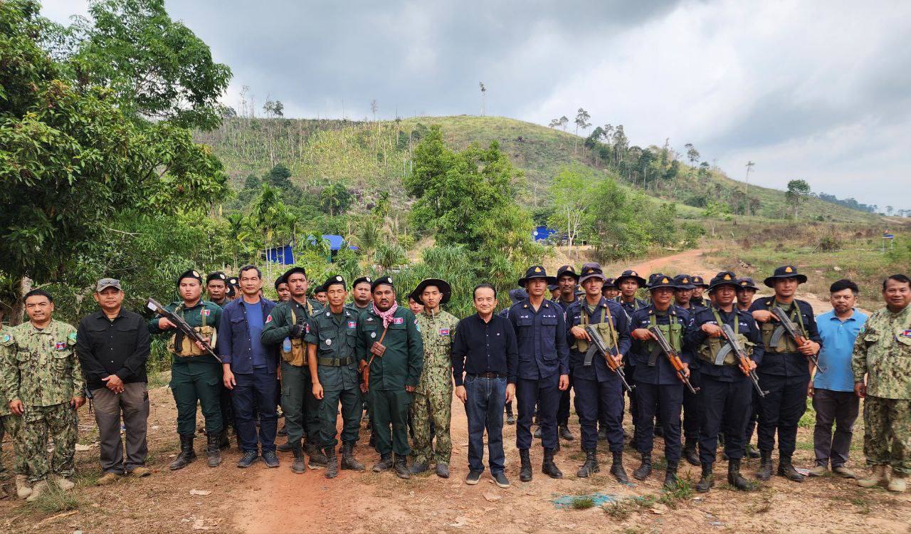 ប្រជាពលរដ្ឋ ខេត្តពោធិ៍សាត់ សាទរយ៉ាងក្រៃលែង ចំពោះចំណាត់ការក្ដៅរបស់ឯកឧត្តម បណ្ឌិត  អ៊ាង សុផល្លែត និង ឯកឧត្តម នាយឧត្ដមសេនីយ៍ សៅ សុខា ដែលបង្ក្រាបបទ​ល្មើសធនធាន​ធម្មជាតិនៅ​មូលដ្ឋានខេត្តពោធិ៍សាត់