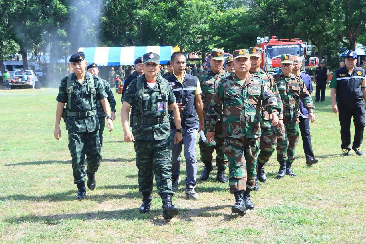 កងកម្លាំងកងពលតូចថ្មើរ​ជើងលេខ៥១ ចូលរួមហ្វឹកហាត់ការពា​រជួយសង្គ្រោះគ្រោះមហន្តរាយ និង​លេងកីឡា ដើម្បីមិត្តភា​ពជាមួ​យកងទ័ពថៃ នៅស្រុកអារញ្ញប្រាថេត ខេត្តស្រះកែវ