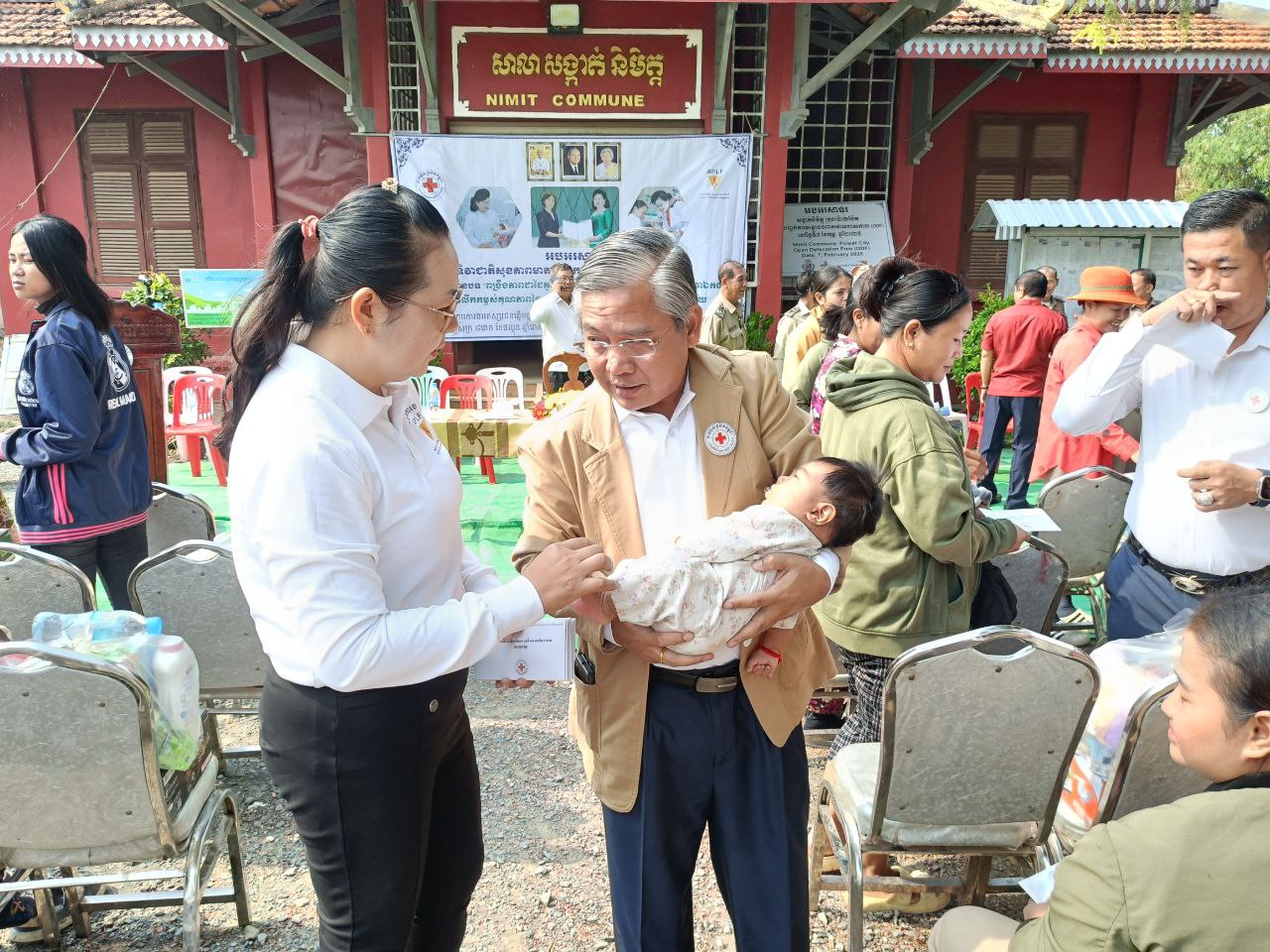 ទិវាជាតិសុខ​ភាពមា​តា ទារក និងកុមា​រ ព្រ​មទាំងយុវជ​ន ខេត្តបន្ទា​យមានជ័យ